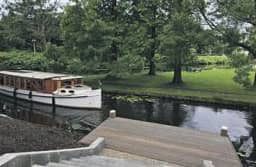 Uitvaart per boot - Begraafplaats Heemstede Herfstlaan