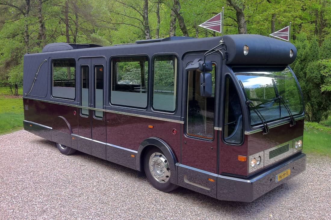 Uitvaartbus